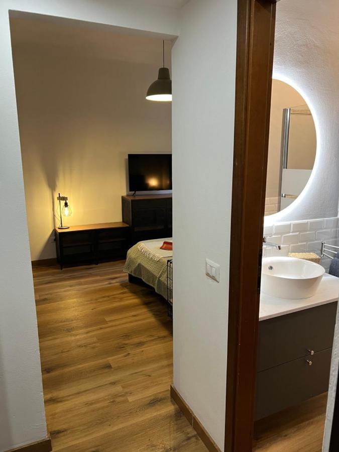 Stylish Apartment 3 Km Away From Duomo - Netflix, Wi-Fi, All Comforts Included Milão Exterior foto