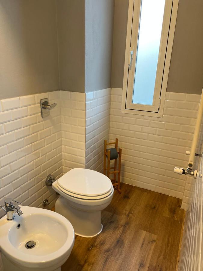 Stylish Apartment 3 Km Away From Duomo - Netflix, Wi-Fi, All Comforts Included Milão Exterior foto